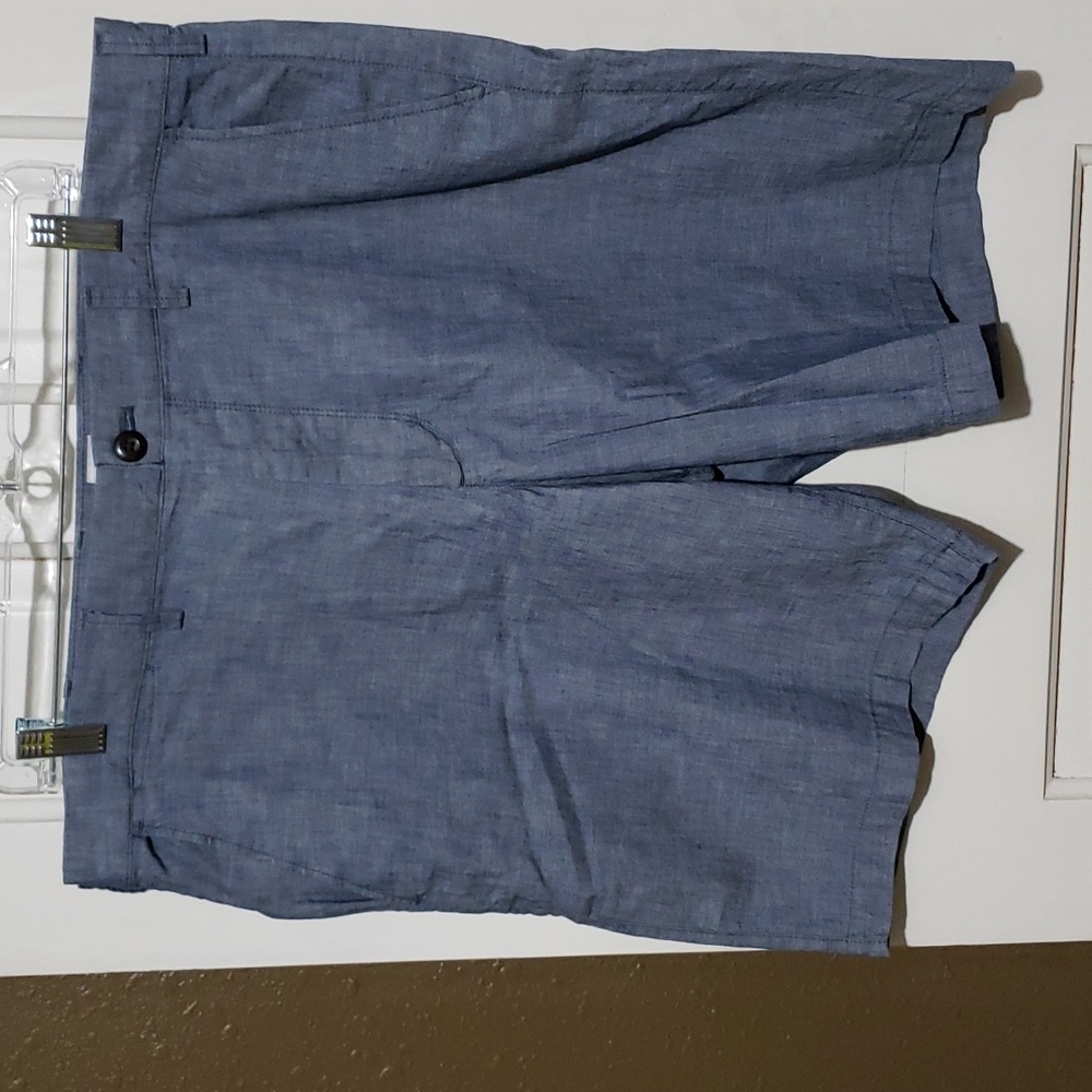 Gap khaki Mens 36 Blue Shorts